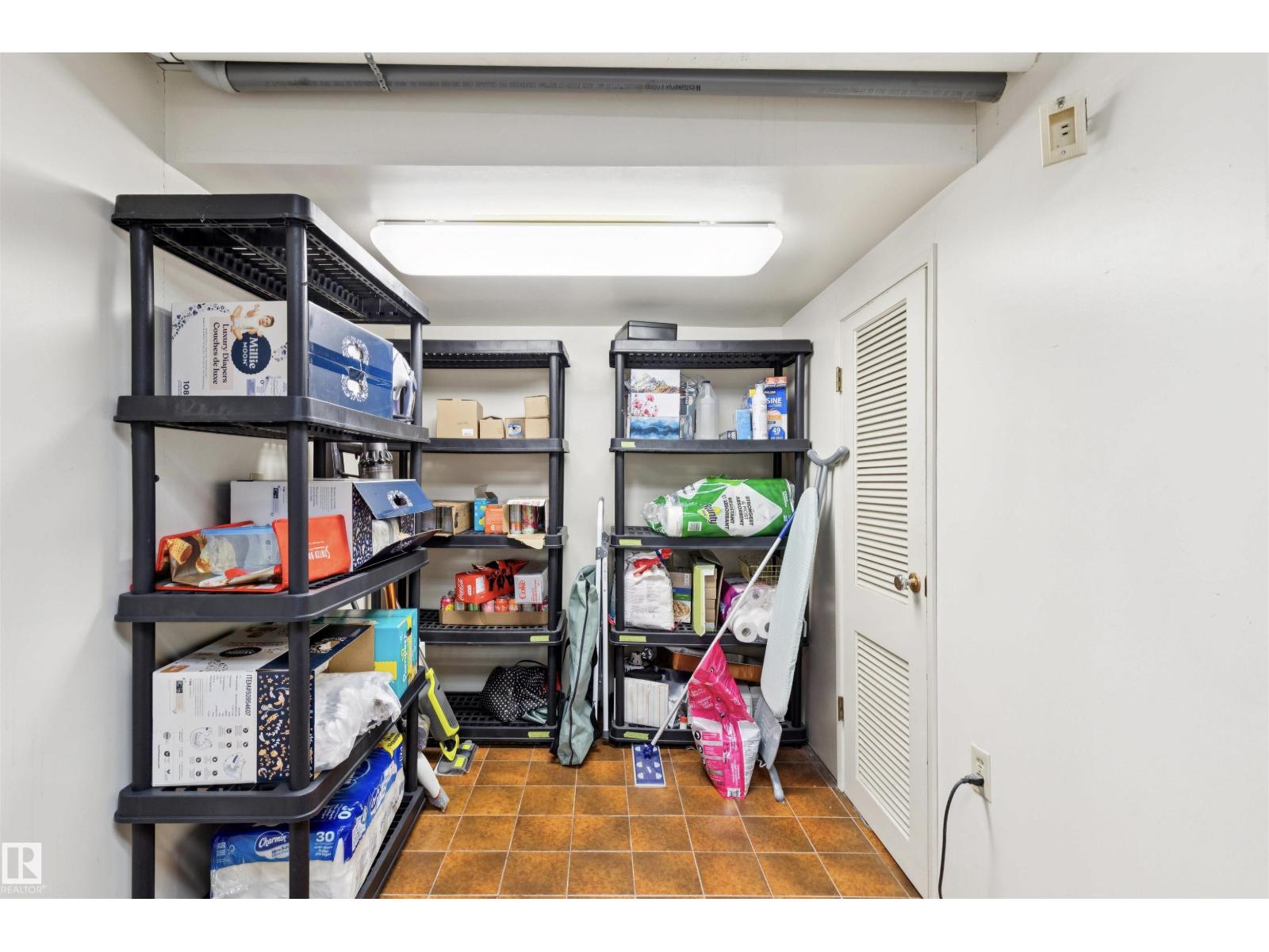 9544 148 ST NW - 42
