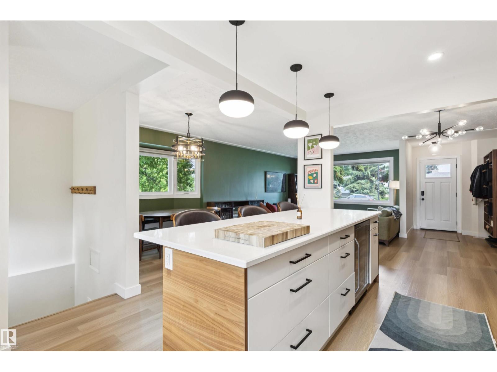9544 148 ST NW - 15