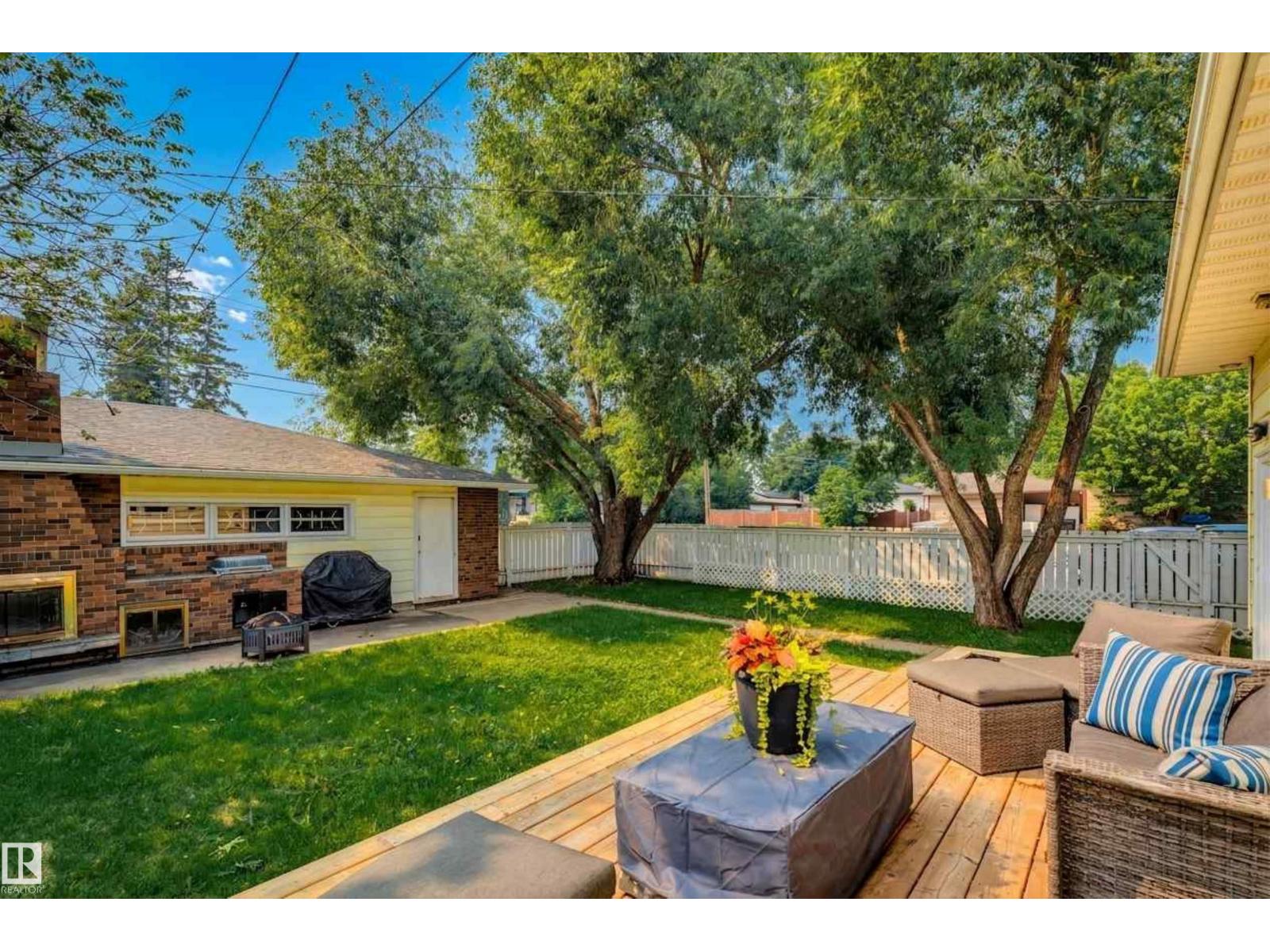 9544 148 ST NW - 30