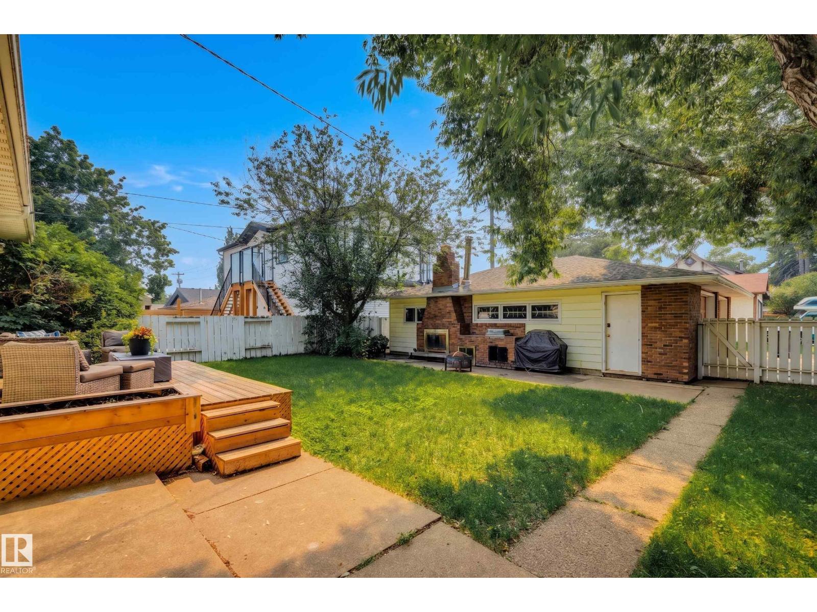 9544 148 ST NW - 24