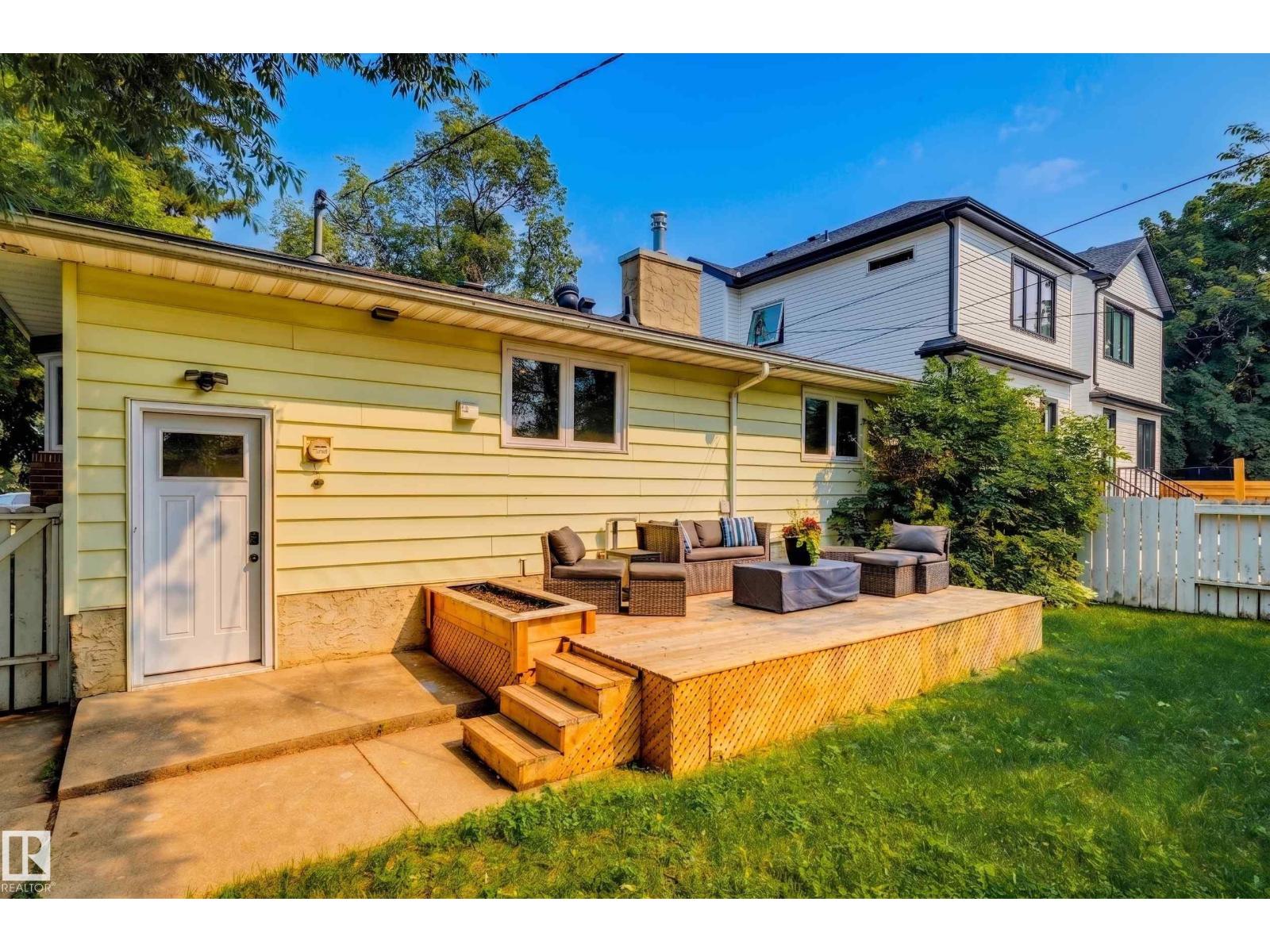 9544 148 ST NW - 25
