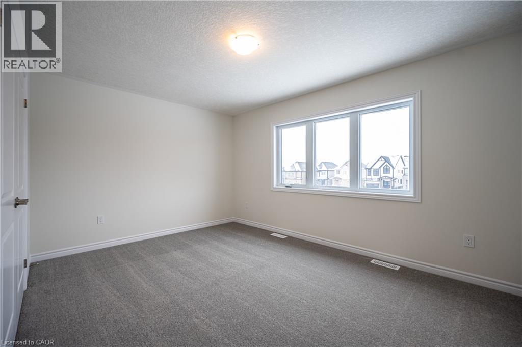 18 PINE WARBLER Street — photo 3