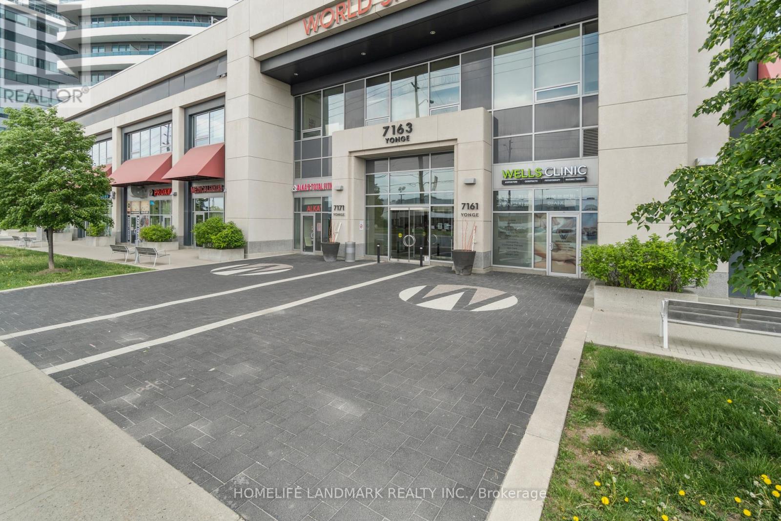 #506 7171 YONGE STREET - 32