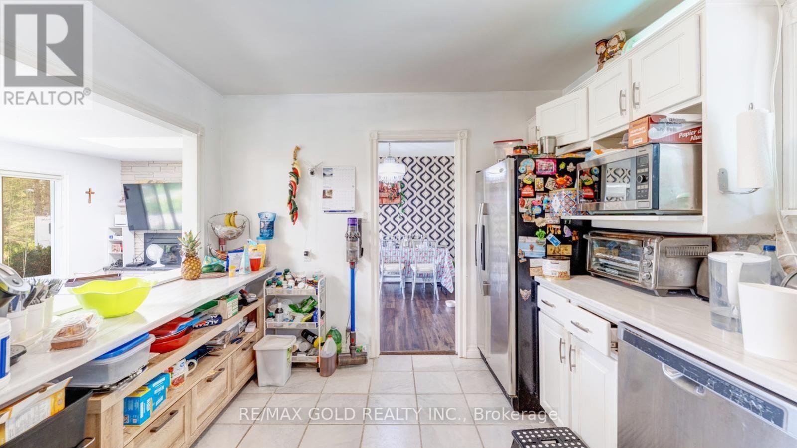 4680 PENETANGUISHENE ROAD - 15