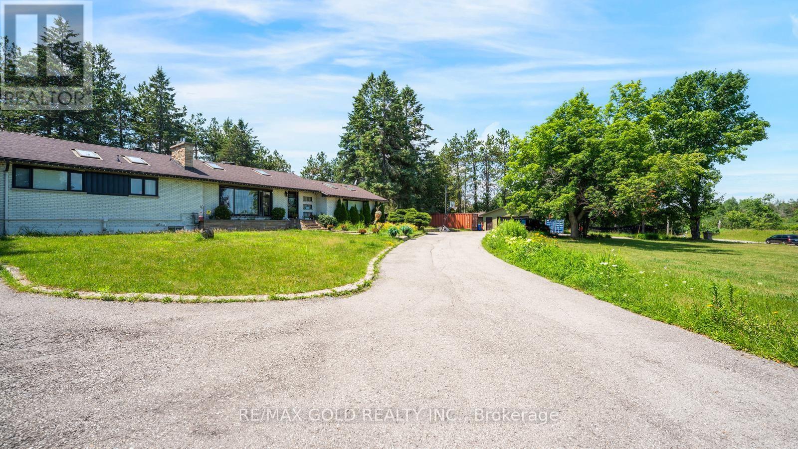 4680 PENETANGUISHENE ROAD - 2
