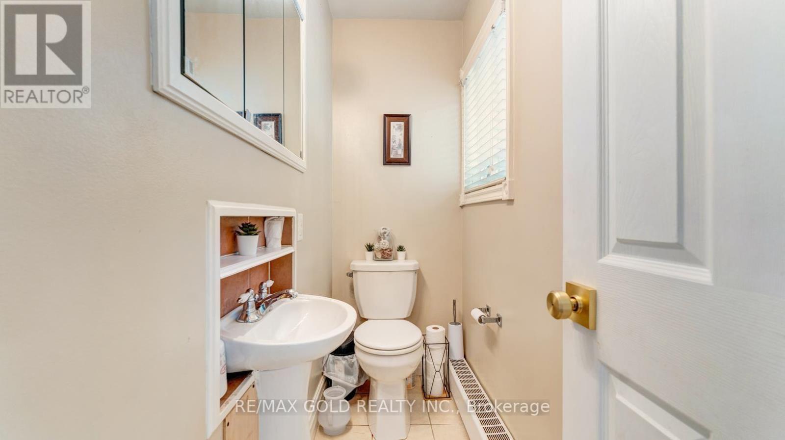 4680 PENETANGUISHENE ROAD - 25
