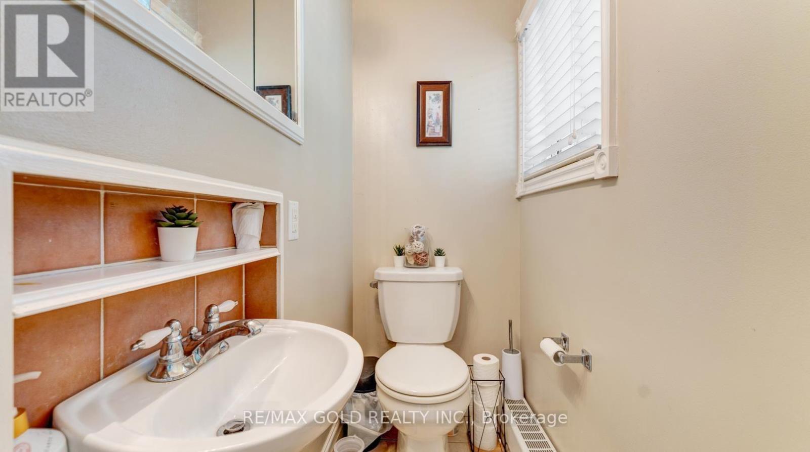 4680 PENETANGUISHENE ROAD - 26