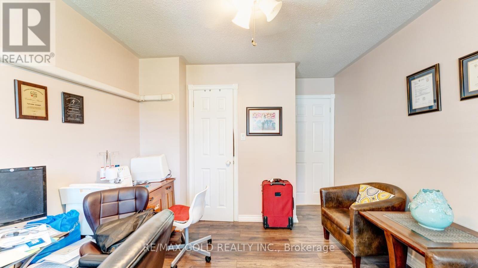 4680 PENETANGUISHENE ROAD - 34