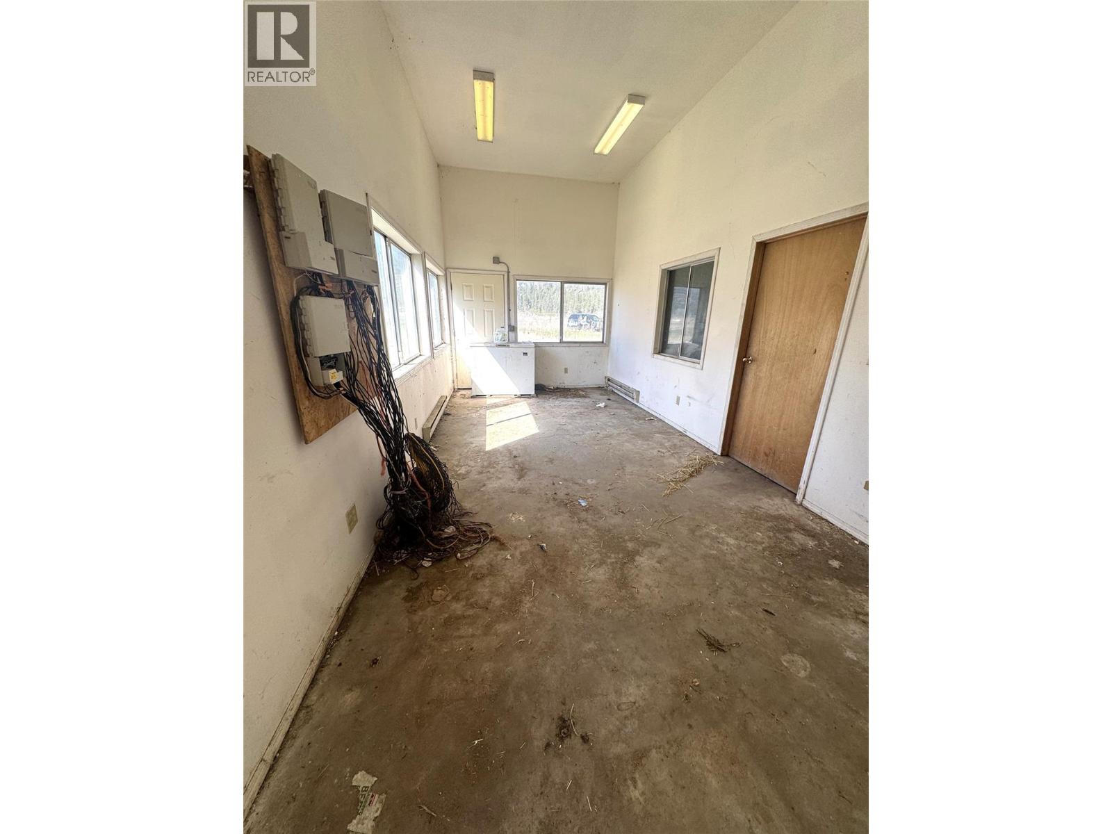 261 + 297 Jones Way Road - 45