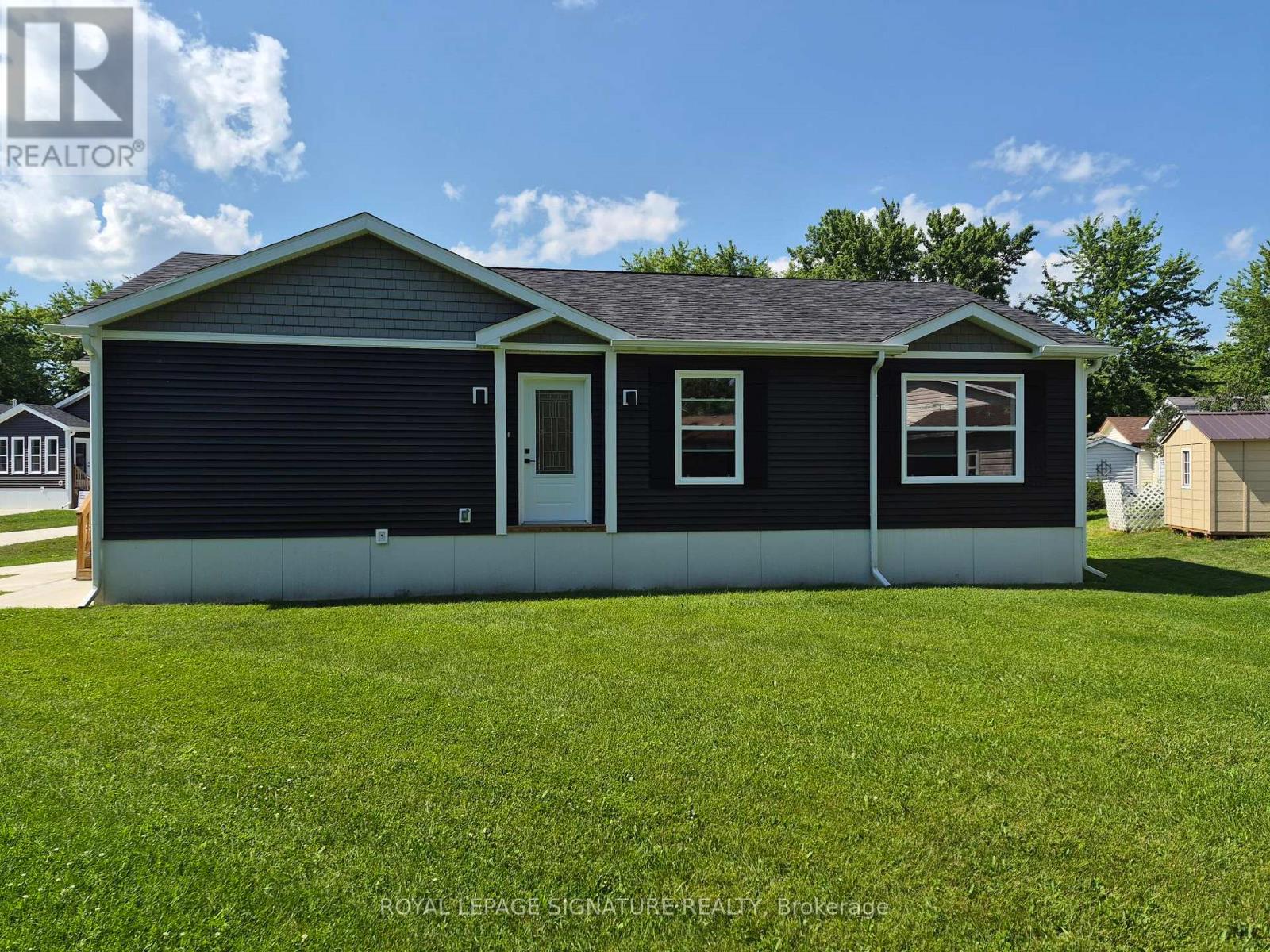18 BRIAR WOOD PLACE - 4