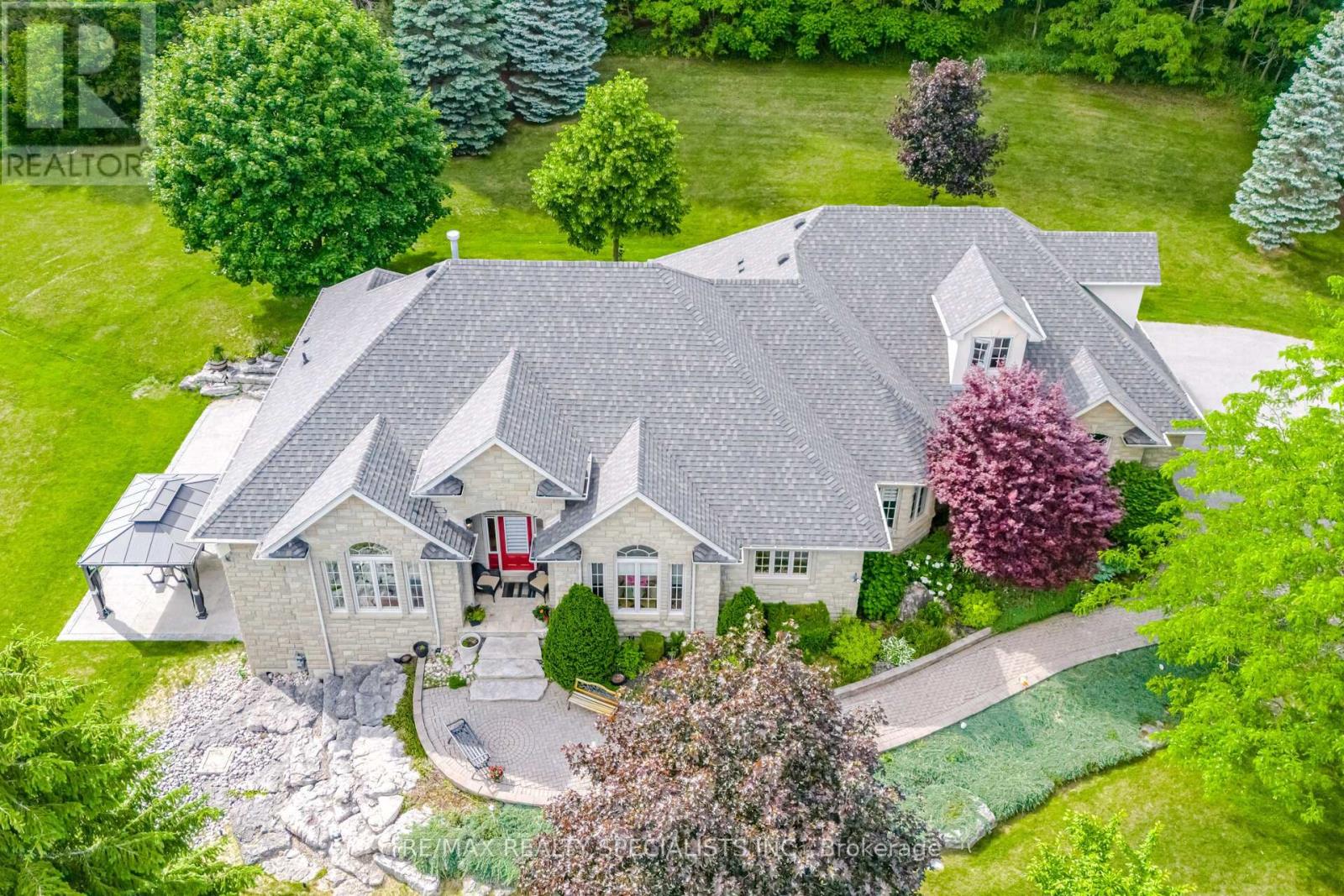 10 VALLEY HILL DRIVE - 1