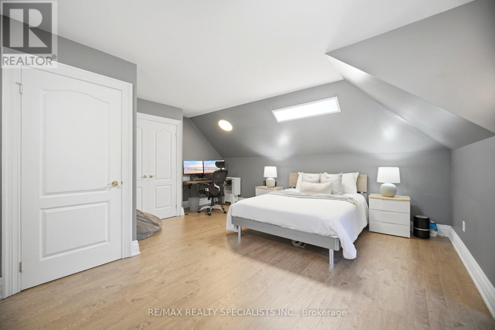 10 VALLEY HILL DRIVE - 30