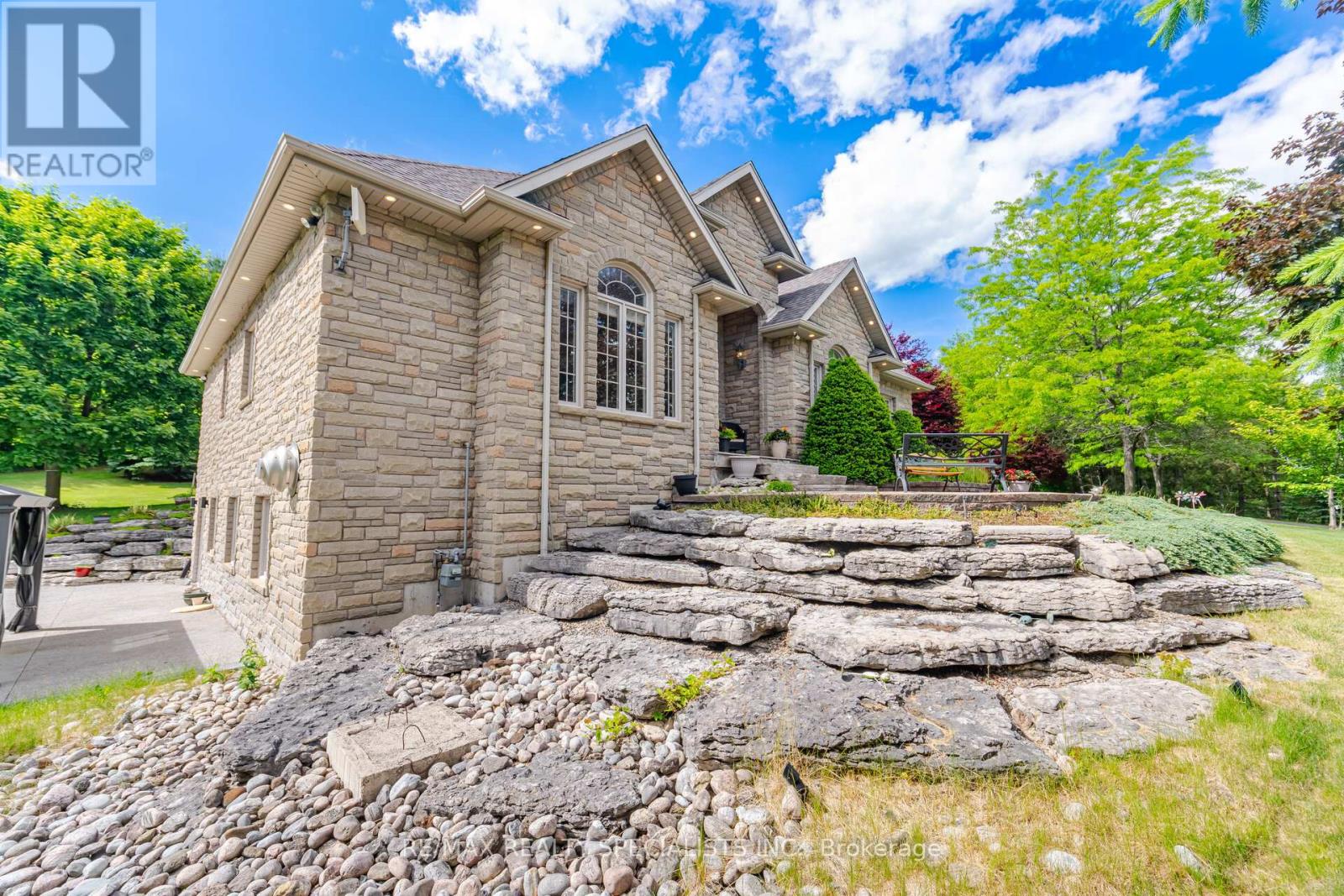 10 VALLEY HILL DRIVE - 7