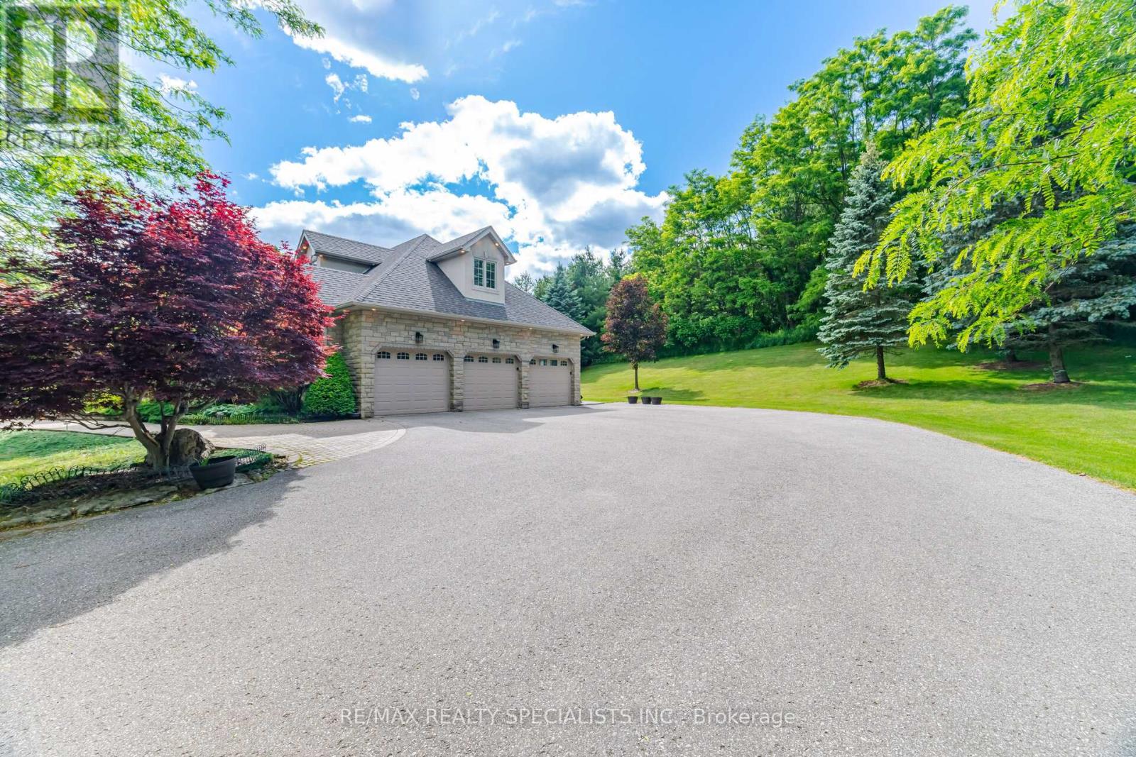 10 VALLEY HILL DRIVE - 8