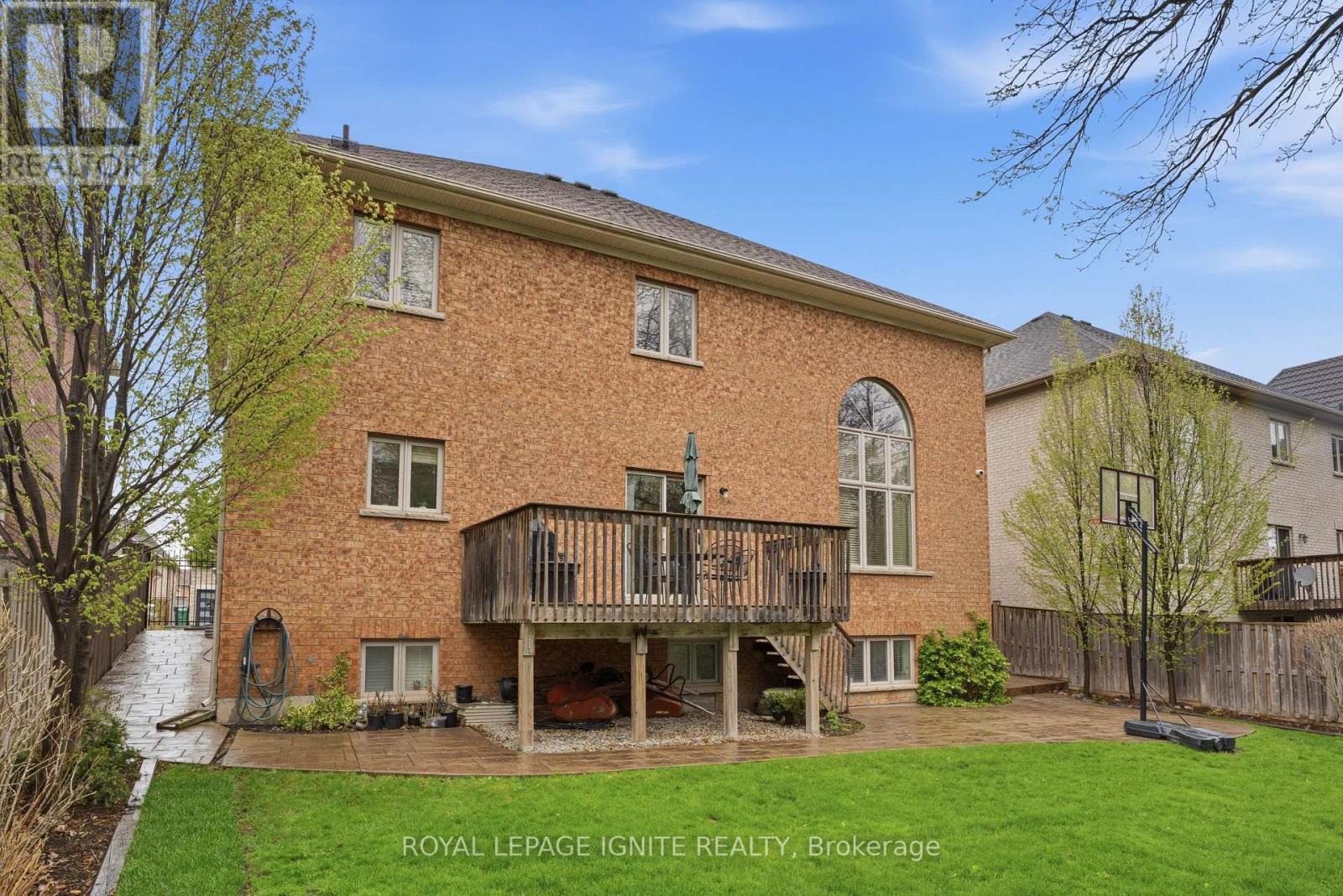 36 VALLEYRIDGE CRESCENT - 36