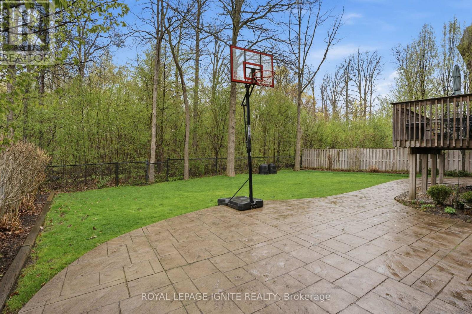 36 VALLEYRIDGE CRESCENT - 38