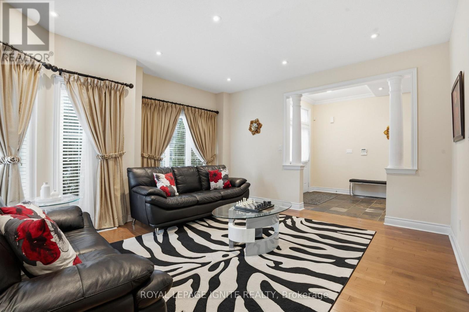 36 VALLEYRIDGE CRESCENT - 7