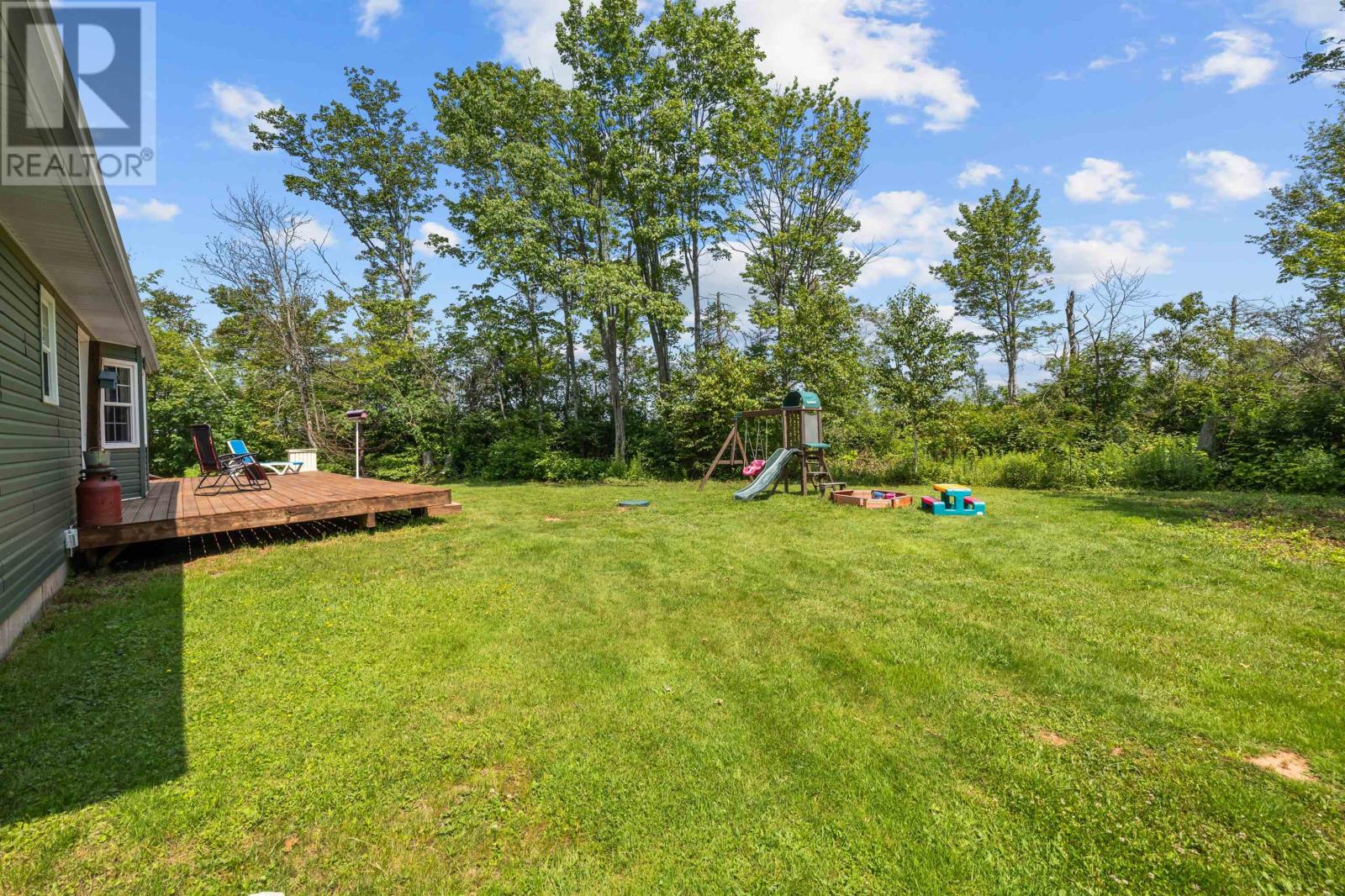 455 Drummond Road - 15