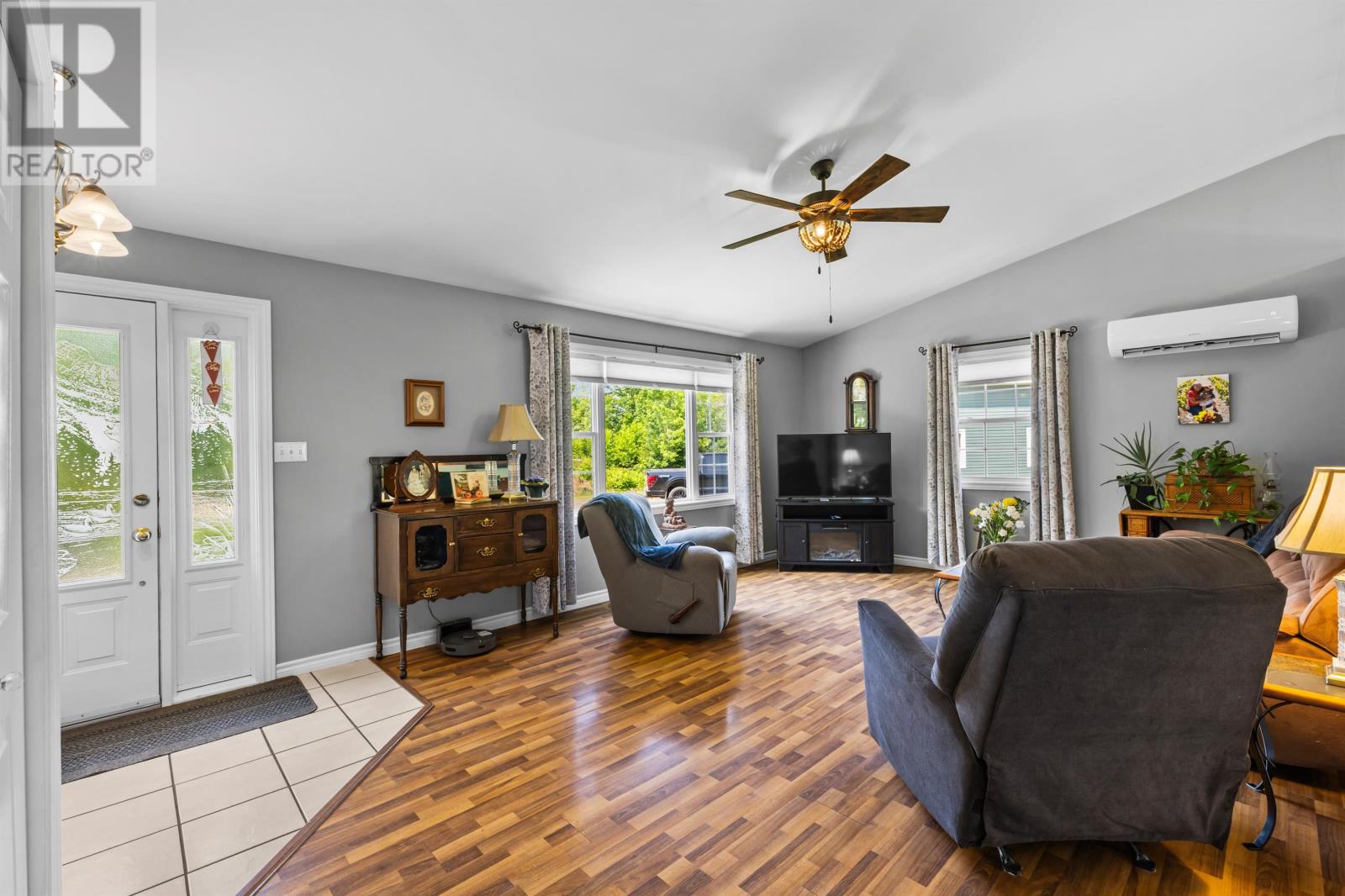 455 Drummond Road - 19