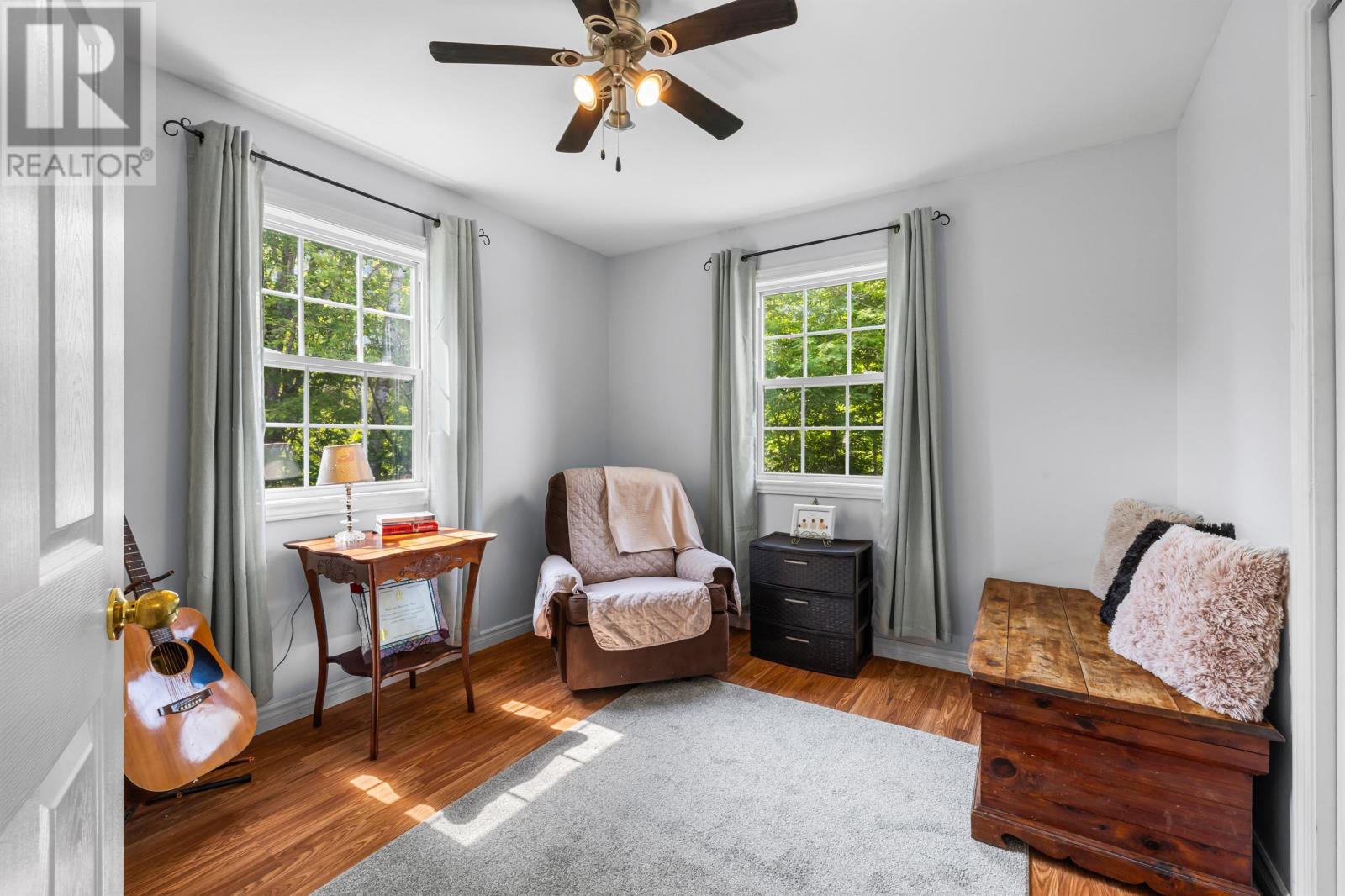 455 Drummond Road - 27