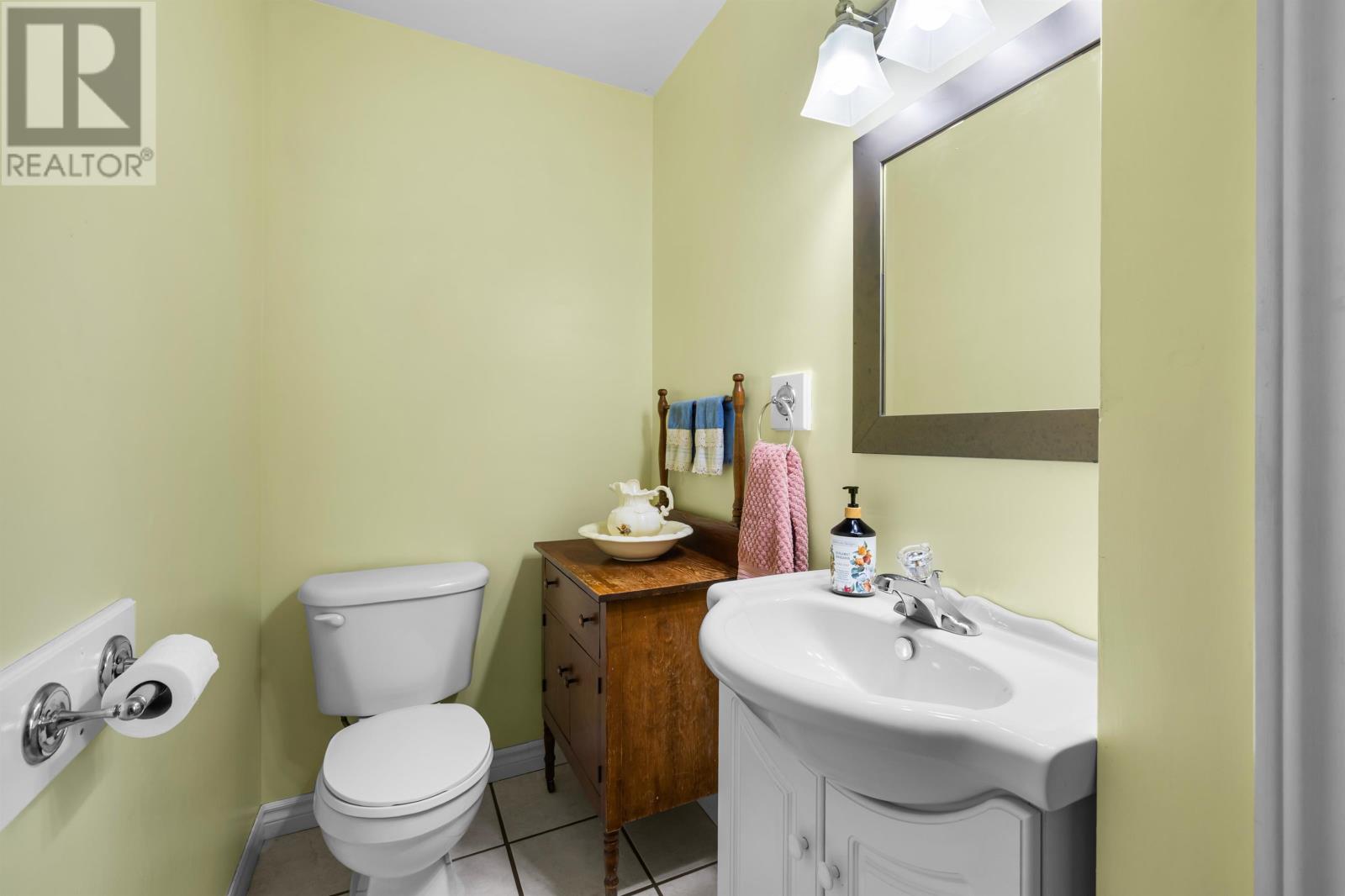 455 Drummond Road - 29