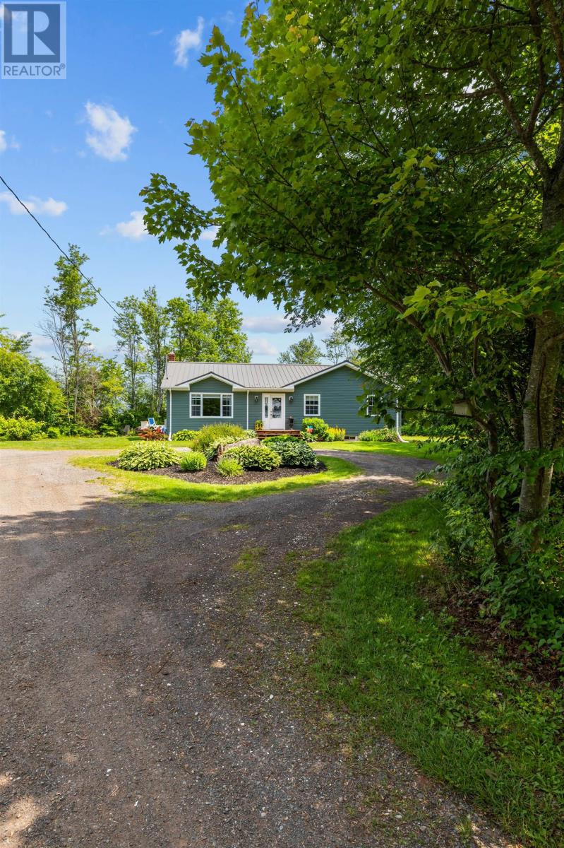 455 Drummond Road - 36