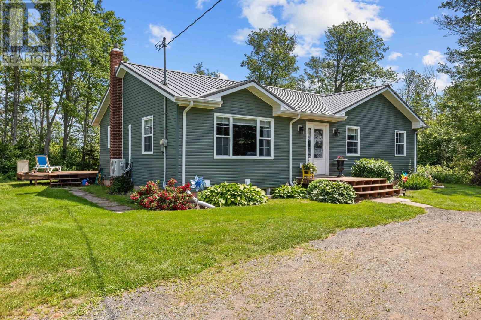 455 Drummond Road - 38
