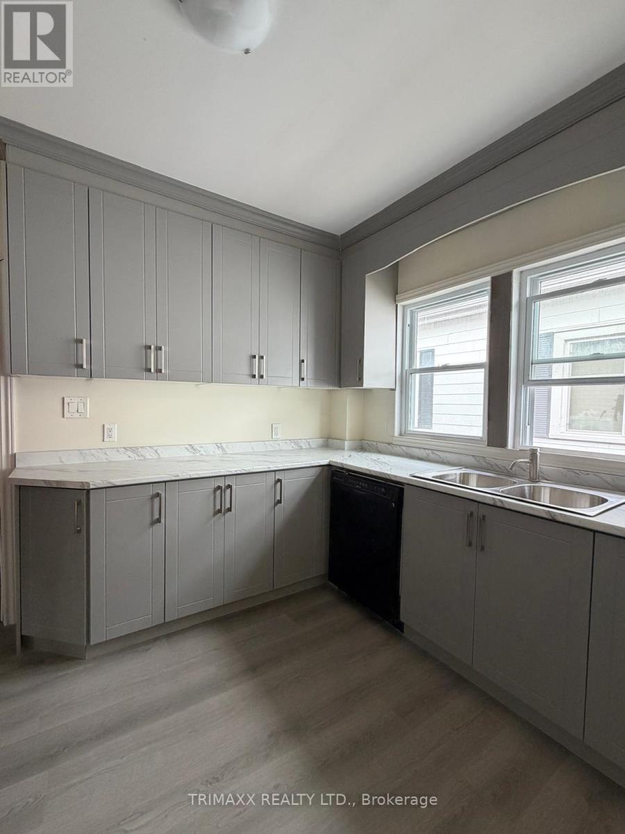 43 DACOTAH STREET - 15