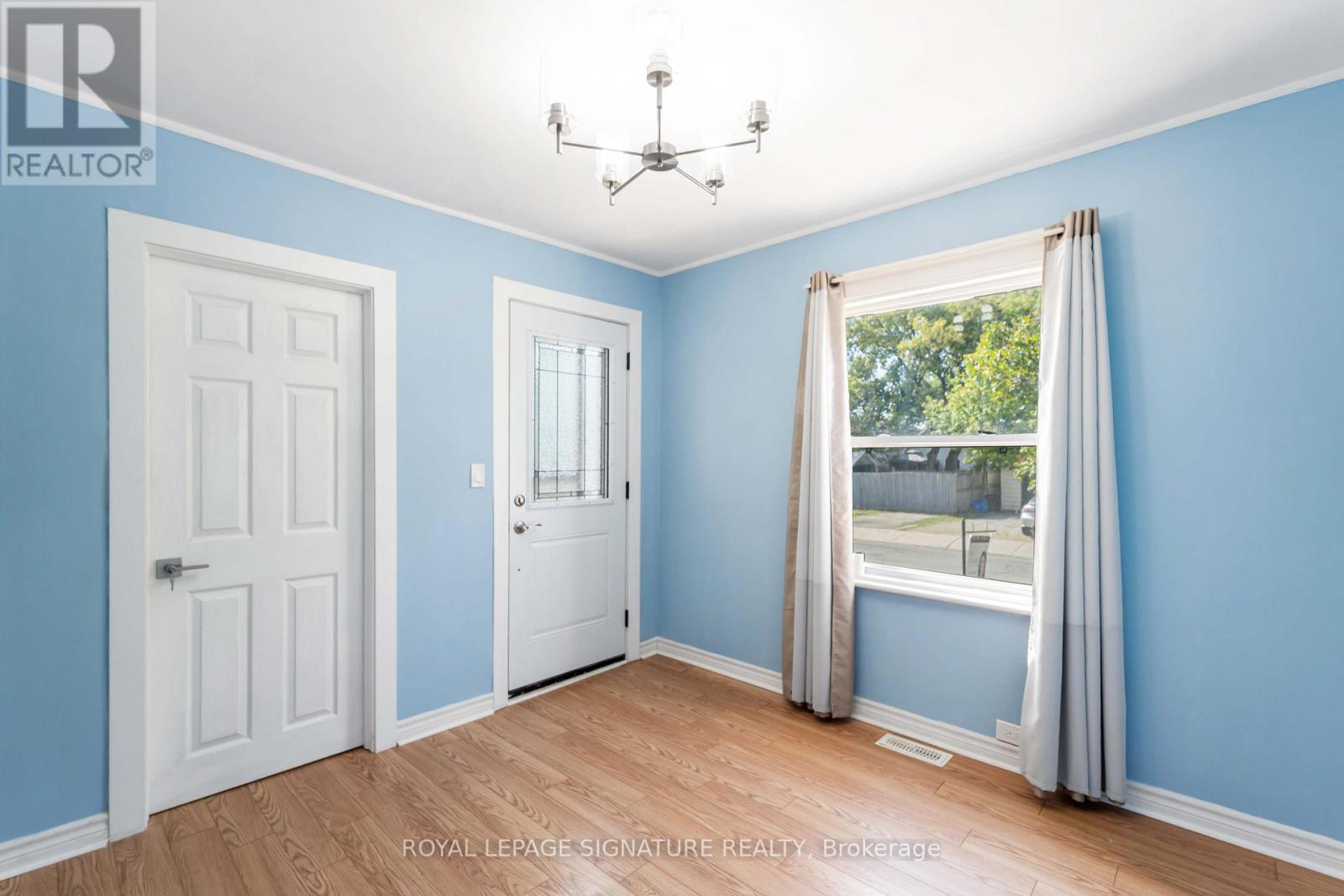 84 FREDERICK AVENUE - 10