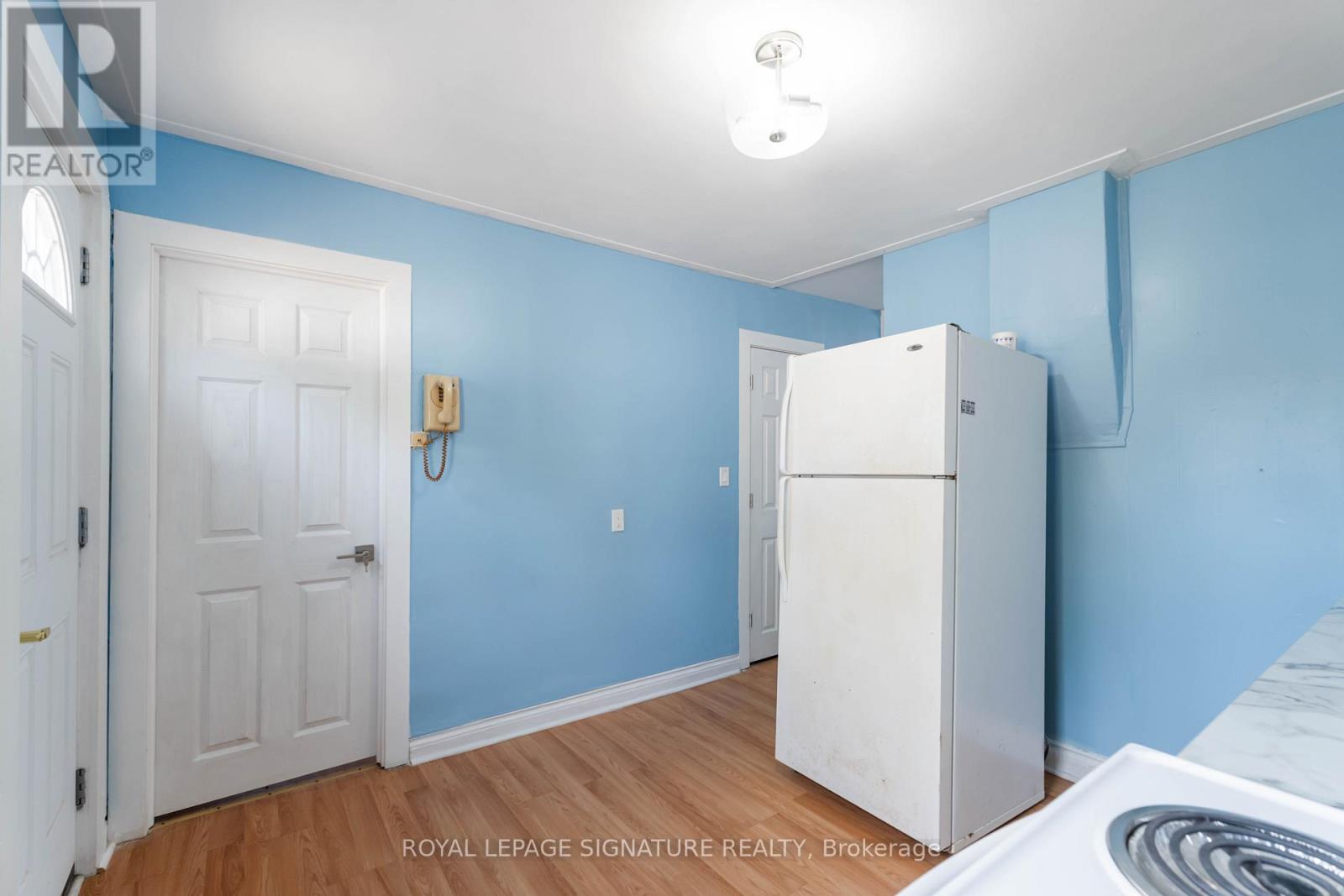 84 FREDERICK AVENUE - 14