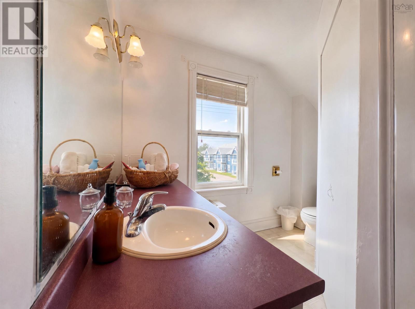 308 St. Peters Road - 19