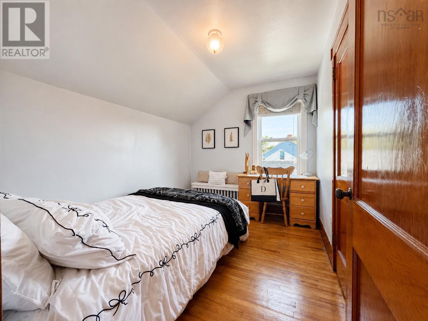 308 St. Peters Road - 17