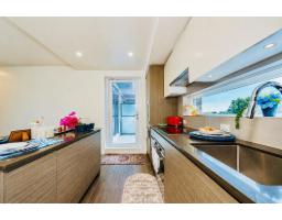 604 13615 Fraser Highway, Surrey, BC V3T0P7 Photo 16