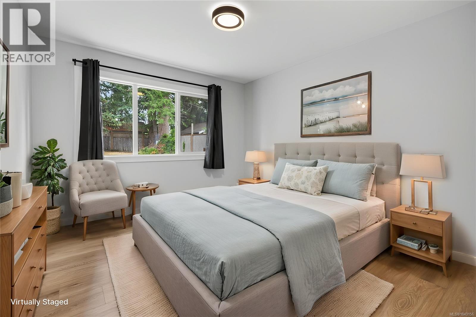 378 Denman St - 6