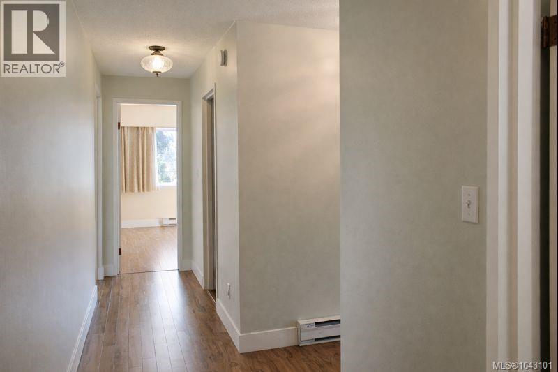 #704 33 Mt. Benson St - 11