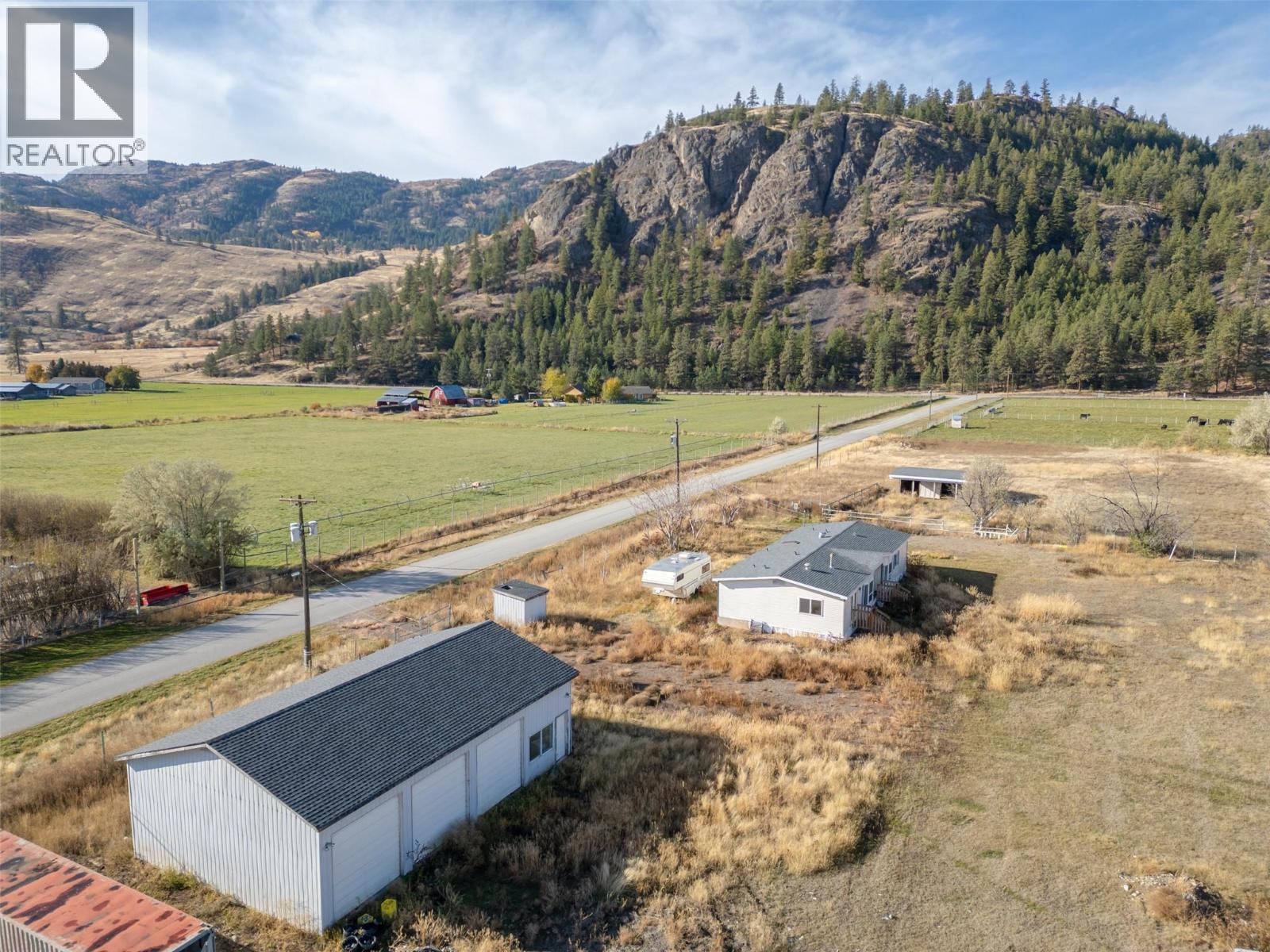  261 + 297 Jones Way Road, Oliver