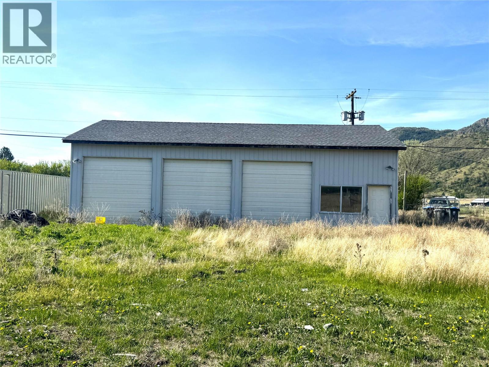  261 + 297 Jones Way Road, Oliver