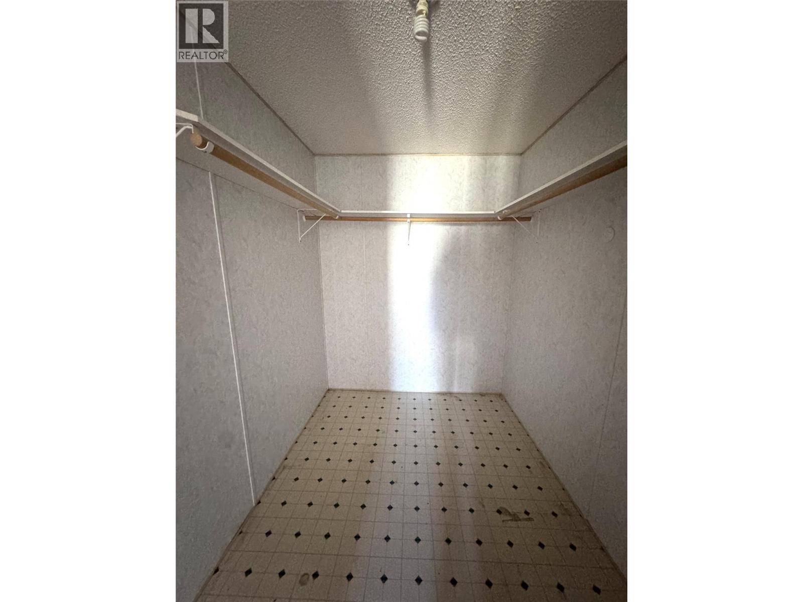  261 + 297 Jones Way Road, Oliver