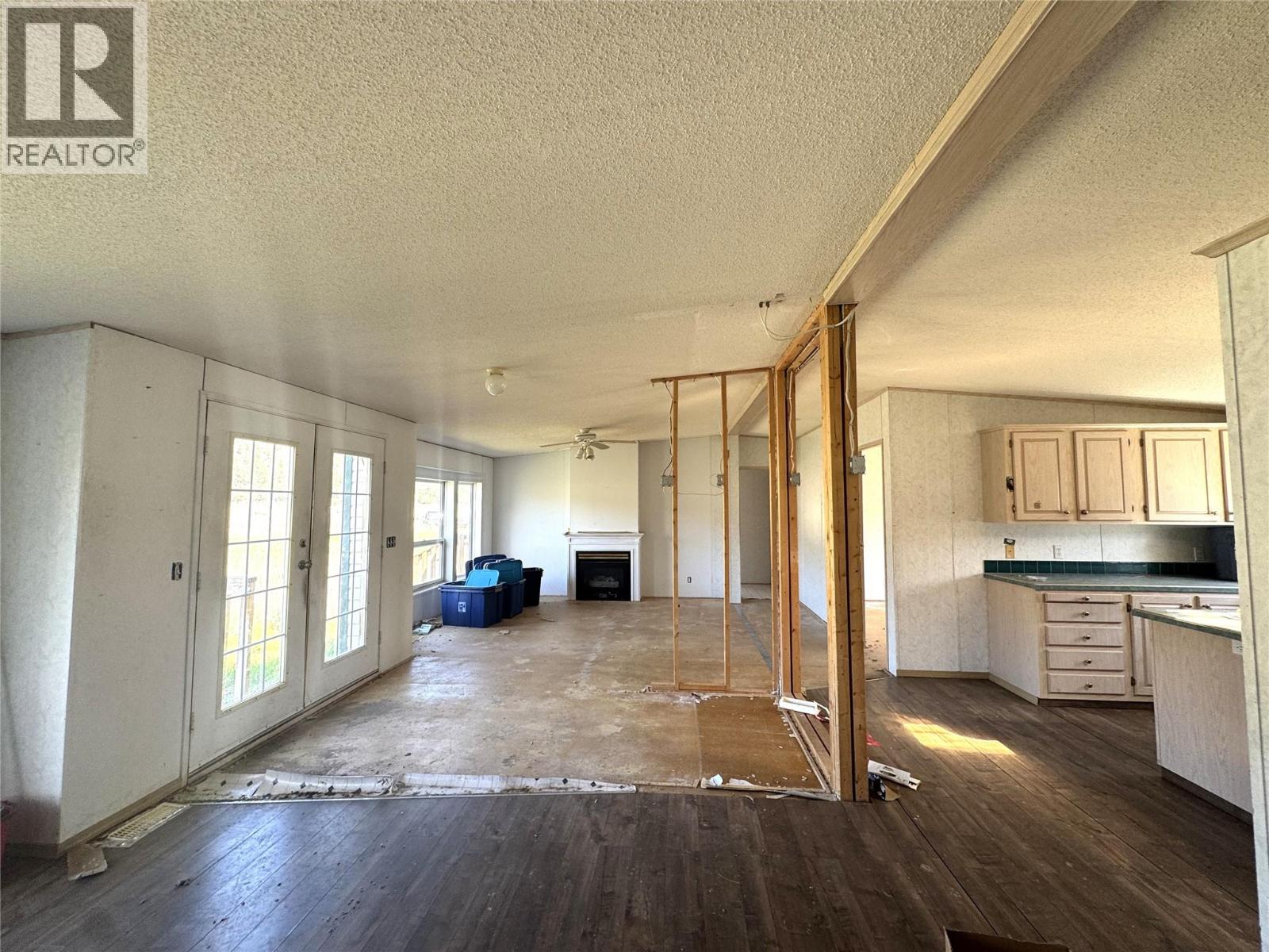  261 + 297 Jones Way Road, Oliver