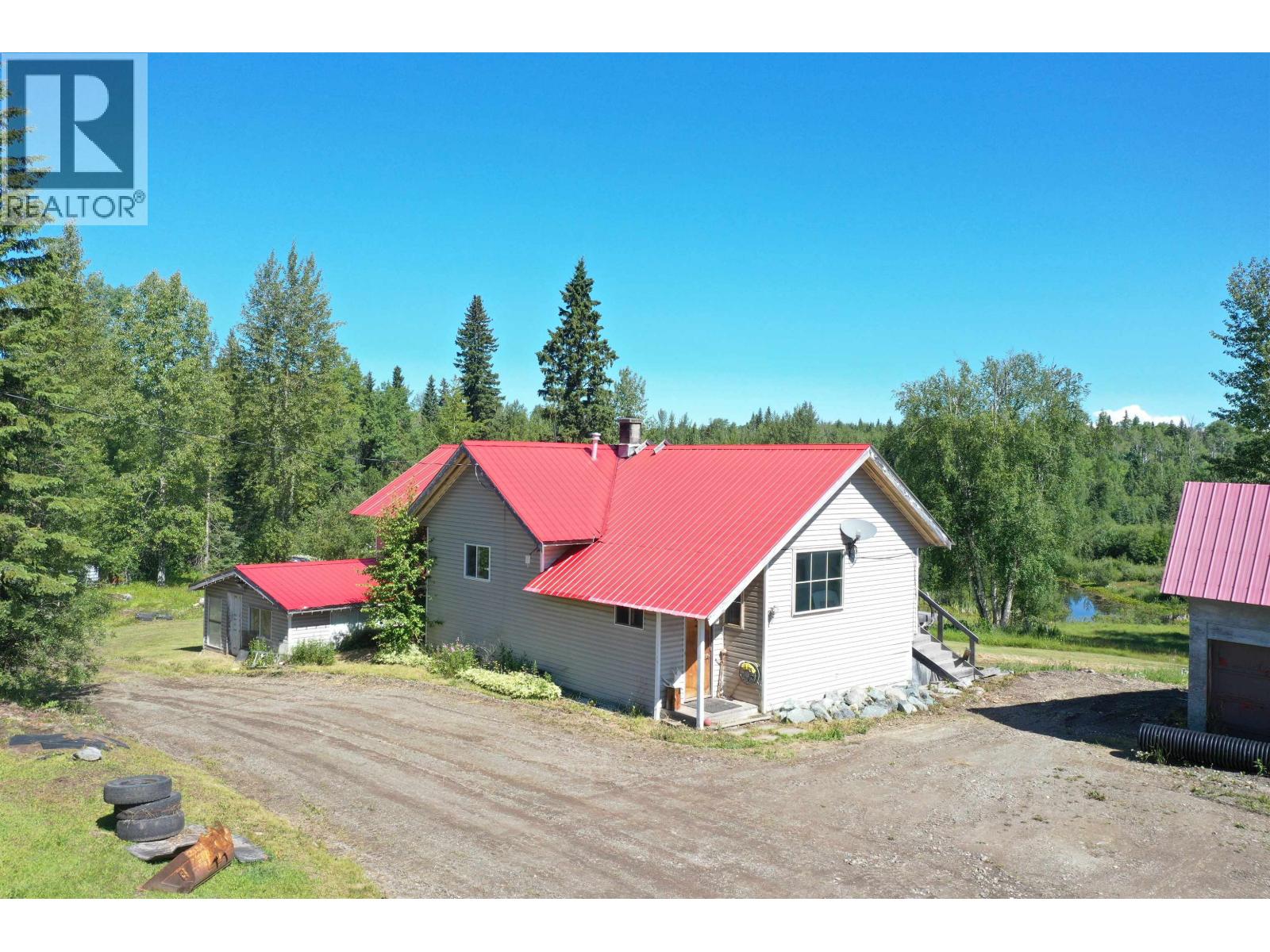 4657 PIONEER ROAD, Quesnel — photo 2