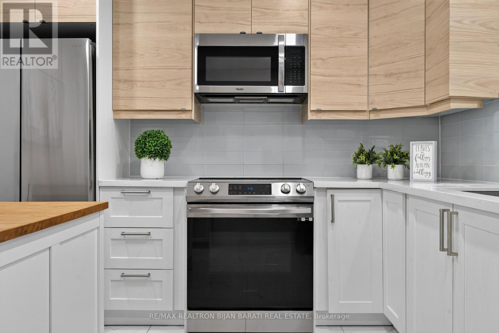 42 FRANKLIN AVENUE - 12