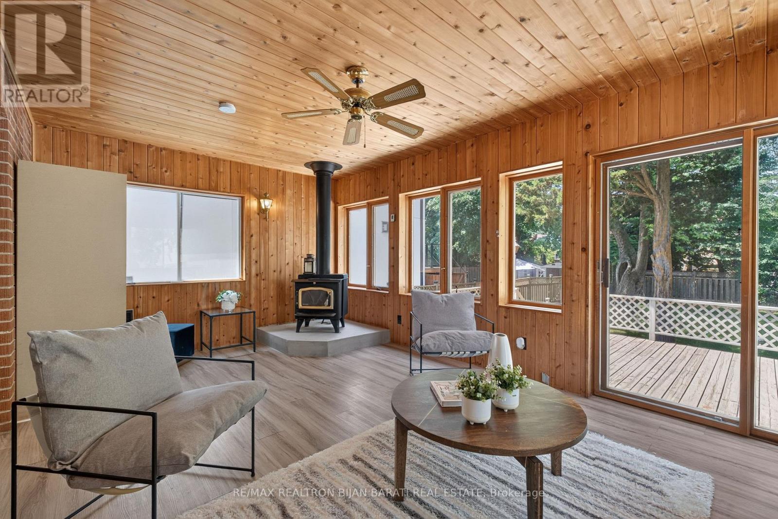 42 FRANKLIN AVENUE - 30