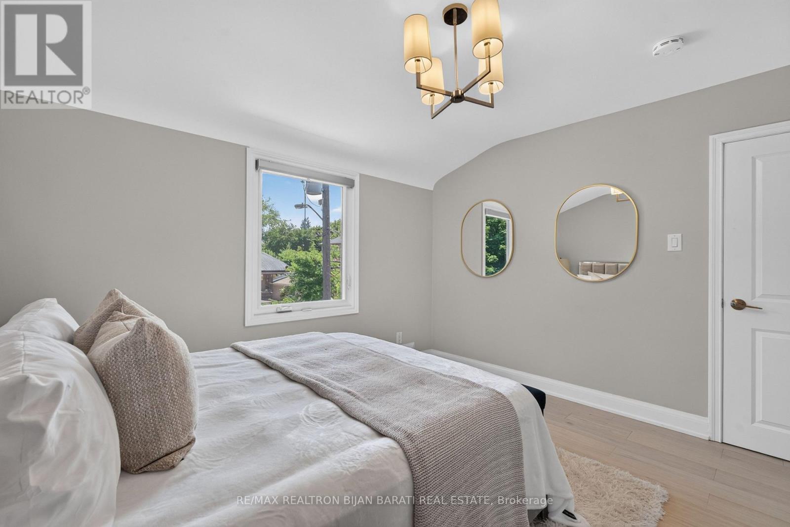 42 FRANKLIN AVENUE - 25
