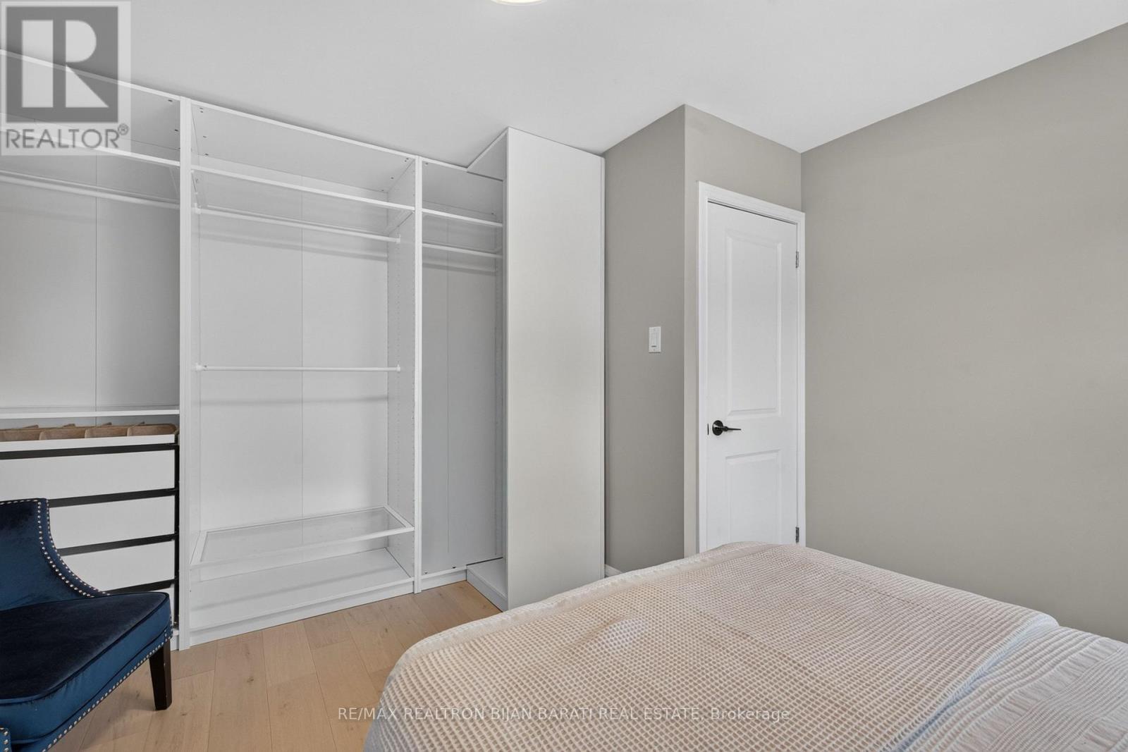 42 FRANKLIN AVENUE - 27