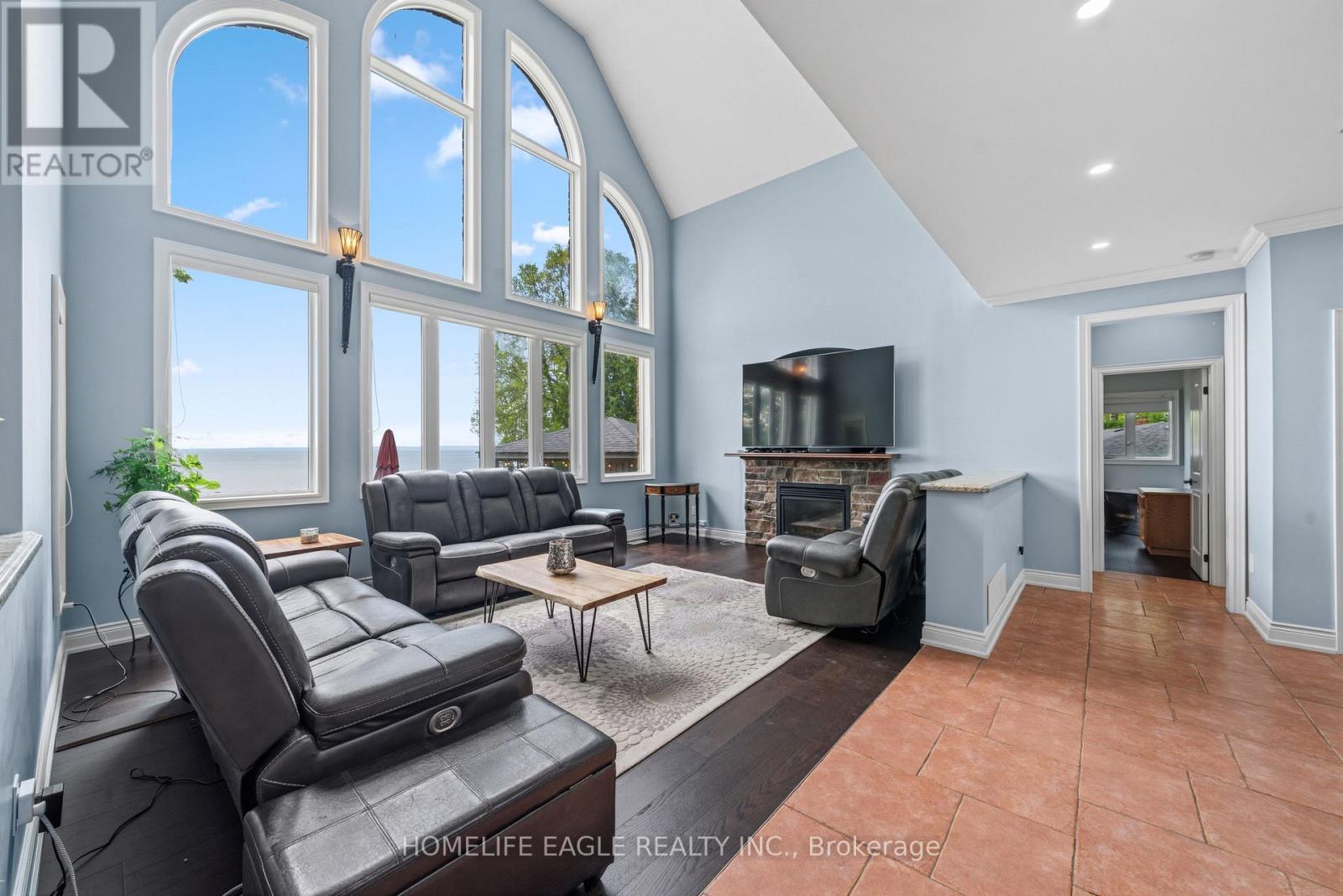 1496 TINY BEACHES ROAD N - 12