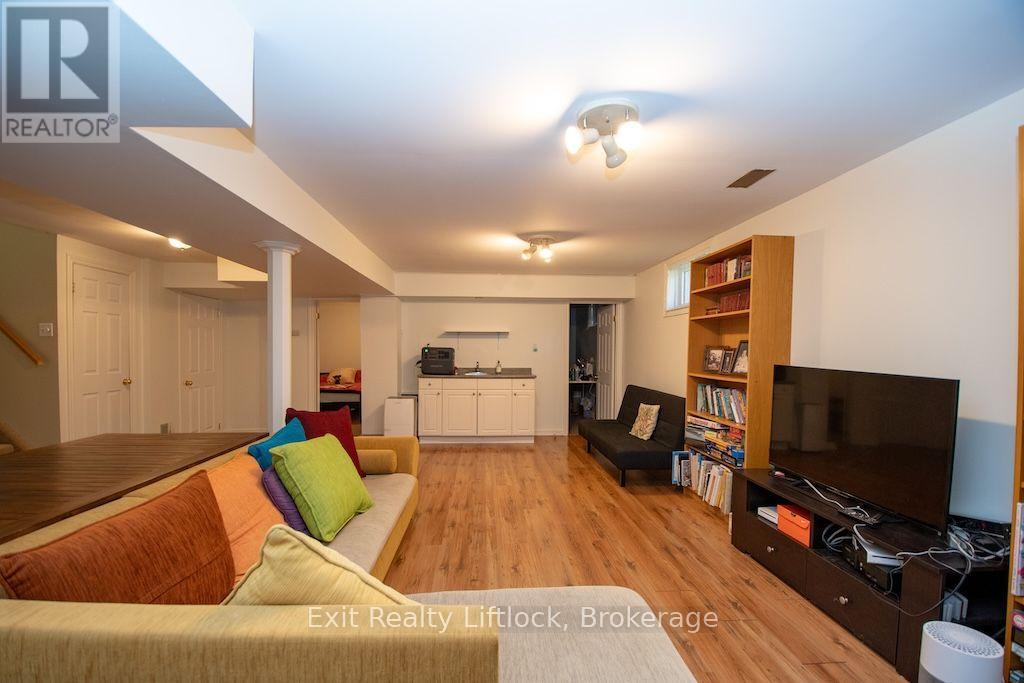 3133 FRANCES STEWART ROAD - 39