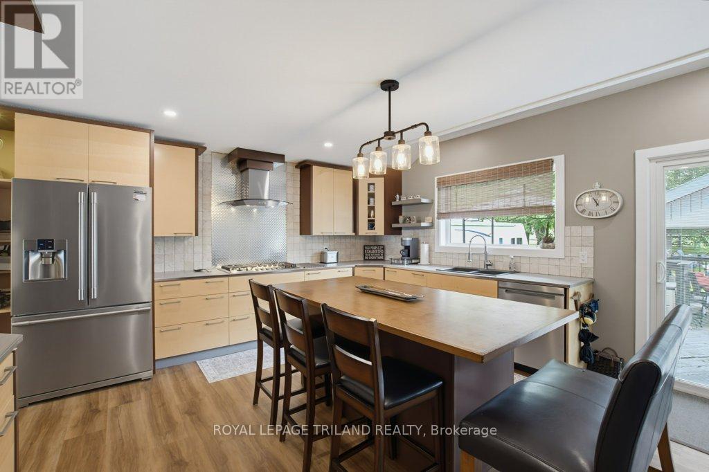 185 CENTENNIAL AVENUE - 18