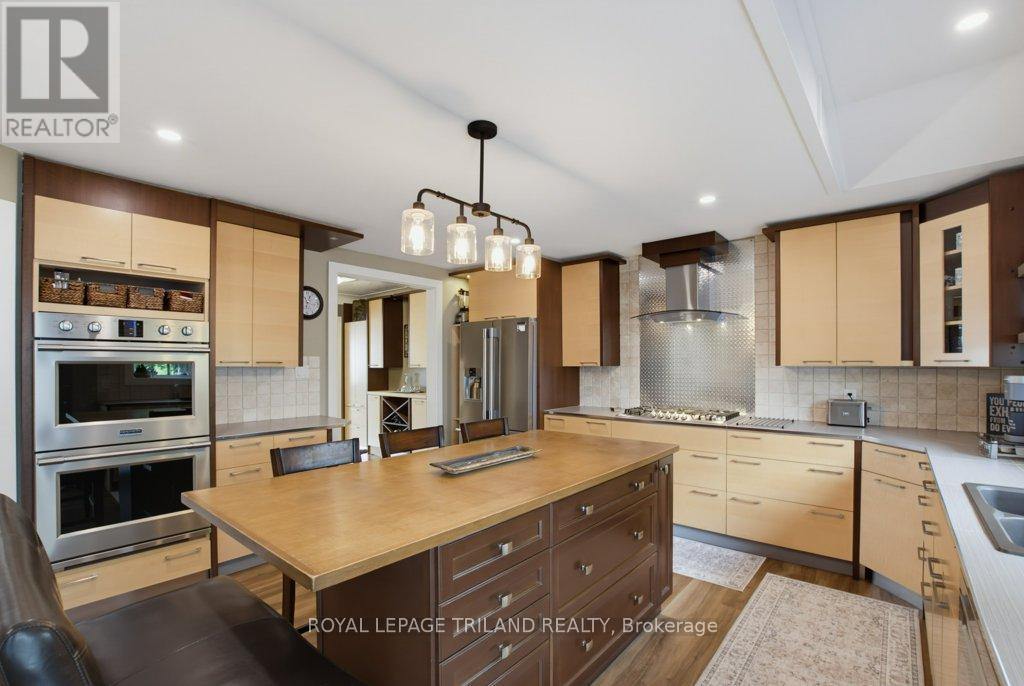 185 CENTENNIAL AVENUE - 19