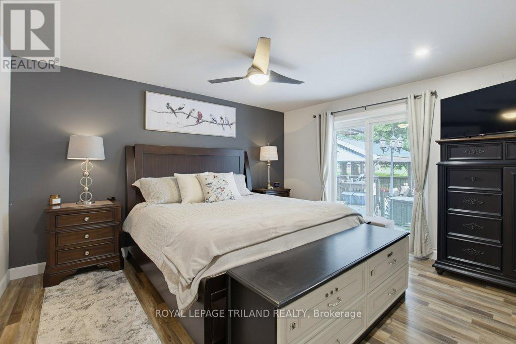 185 CENTENNIAL AVENUE - 24