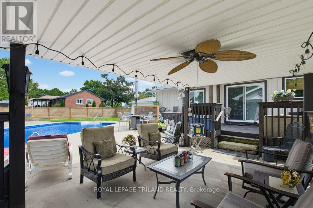 185 CENTENNIAL AVENUE - 39